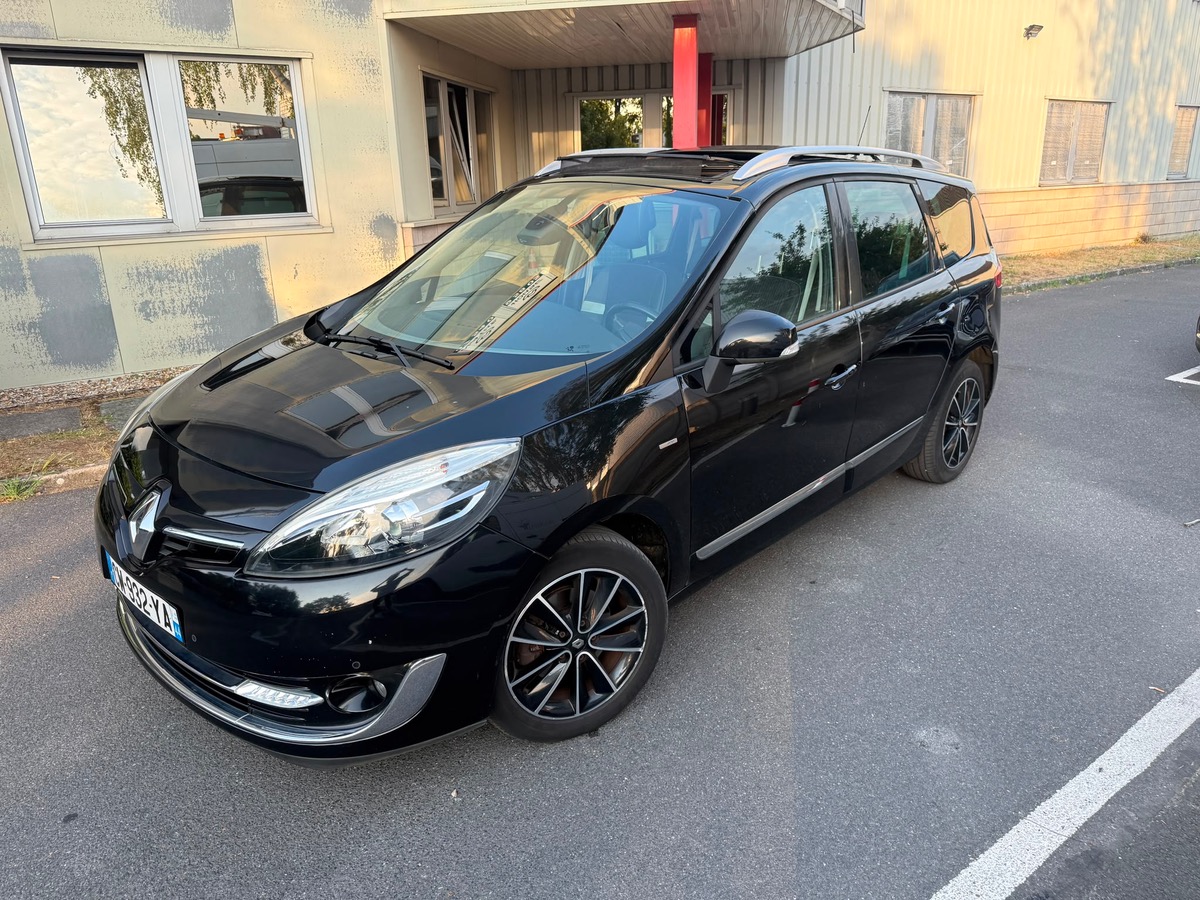 RENAULT Grand Scenic