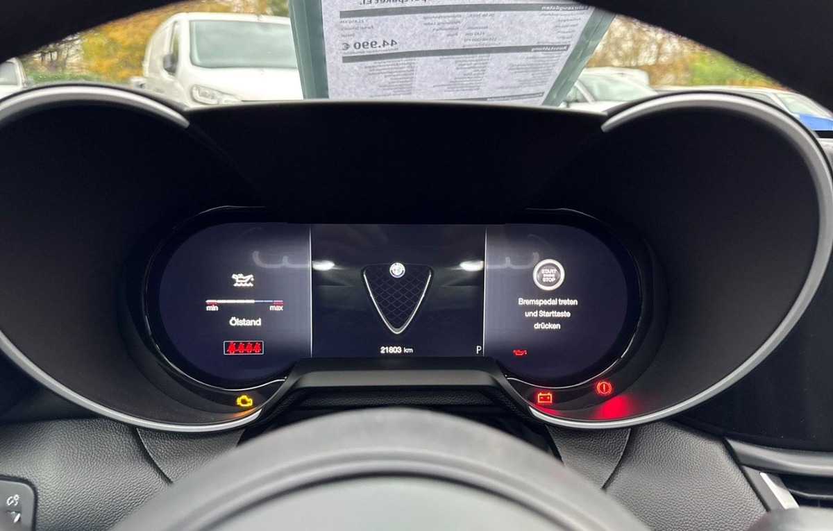 Alfa Romeo Giulia 2.2 Diesel 210ch Veloce Q4 AT8 Toit ouvrant Harman-Kardon