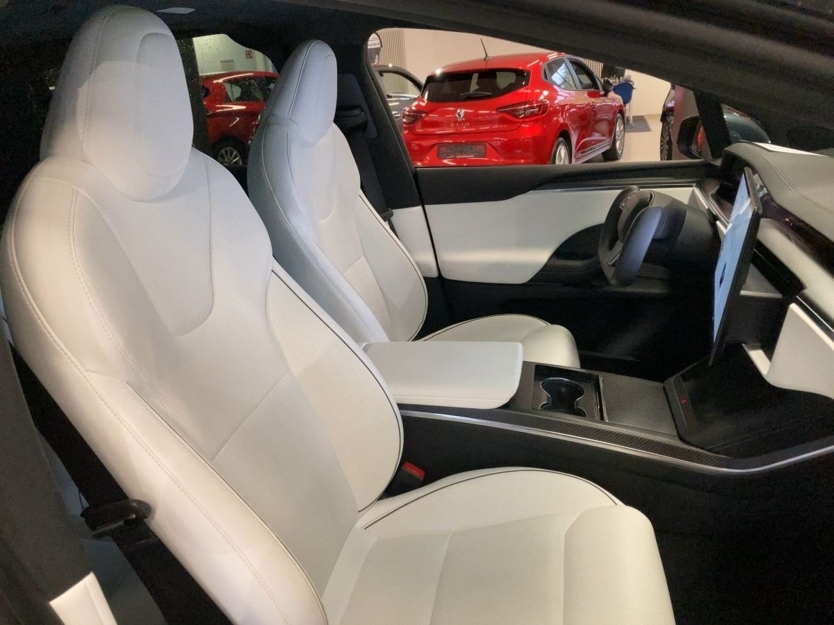 Tesla Model X Plaid 100 kWh 6 places Pilote automatique amélioré