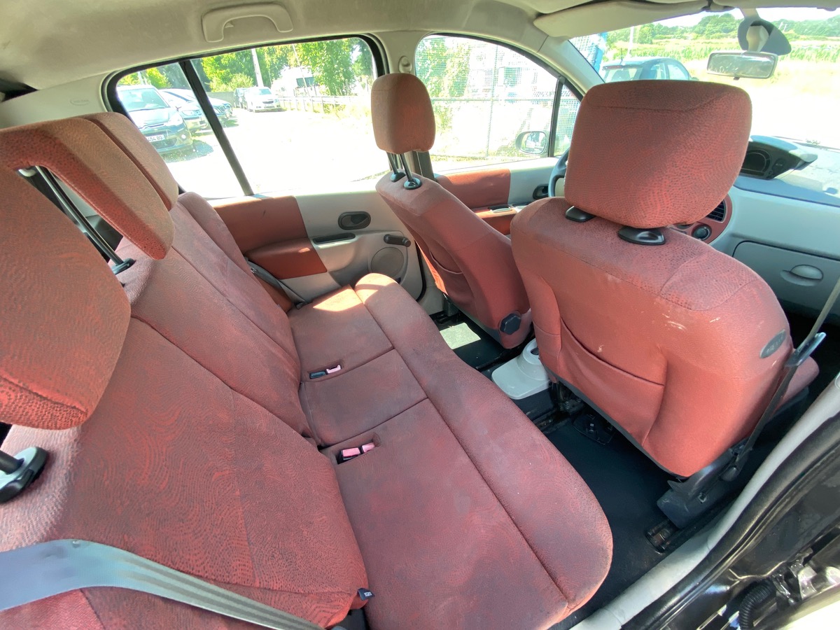 RENAULT Modus 1.5 dci 80cv 1ère main 213031km