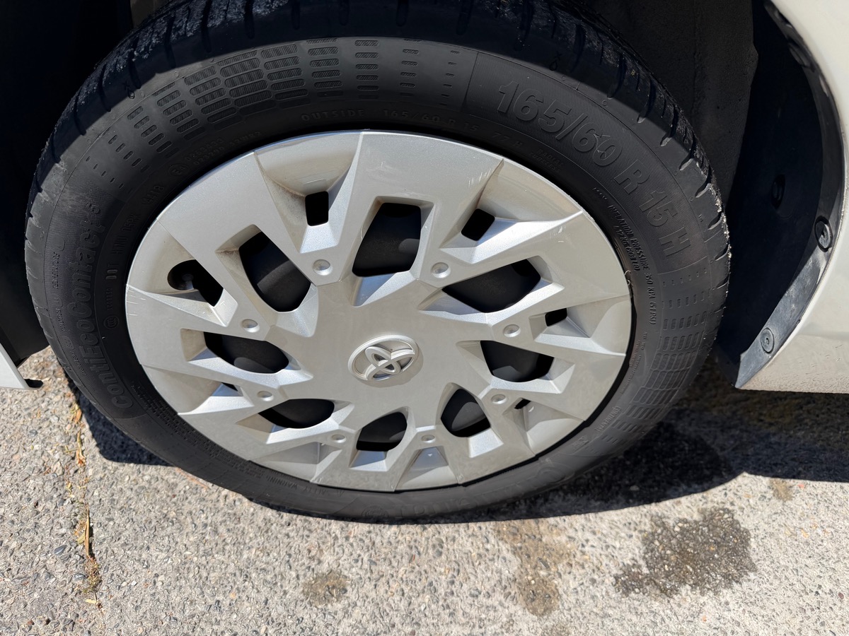 Toyota Aygo 1.0 VVTi 72 CV Boîte auto Phase 2 / KM Réel / Cim / écran / Caméra de recul