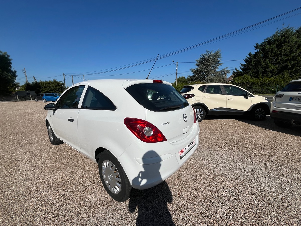 Opel Corsa 1.0 I 12V 65 CV