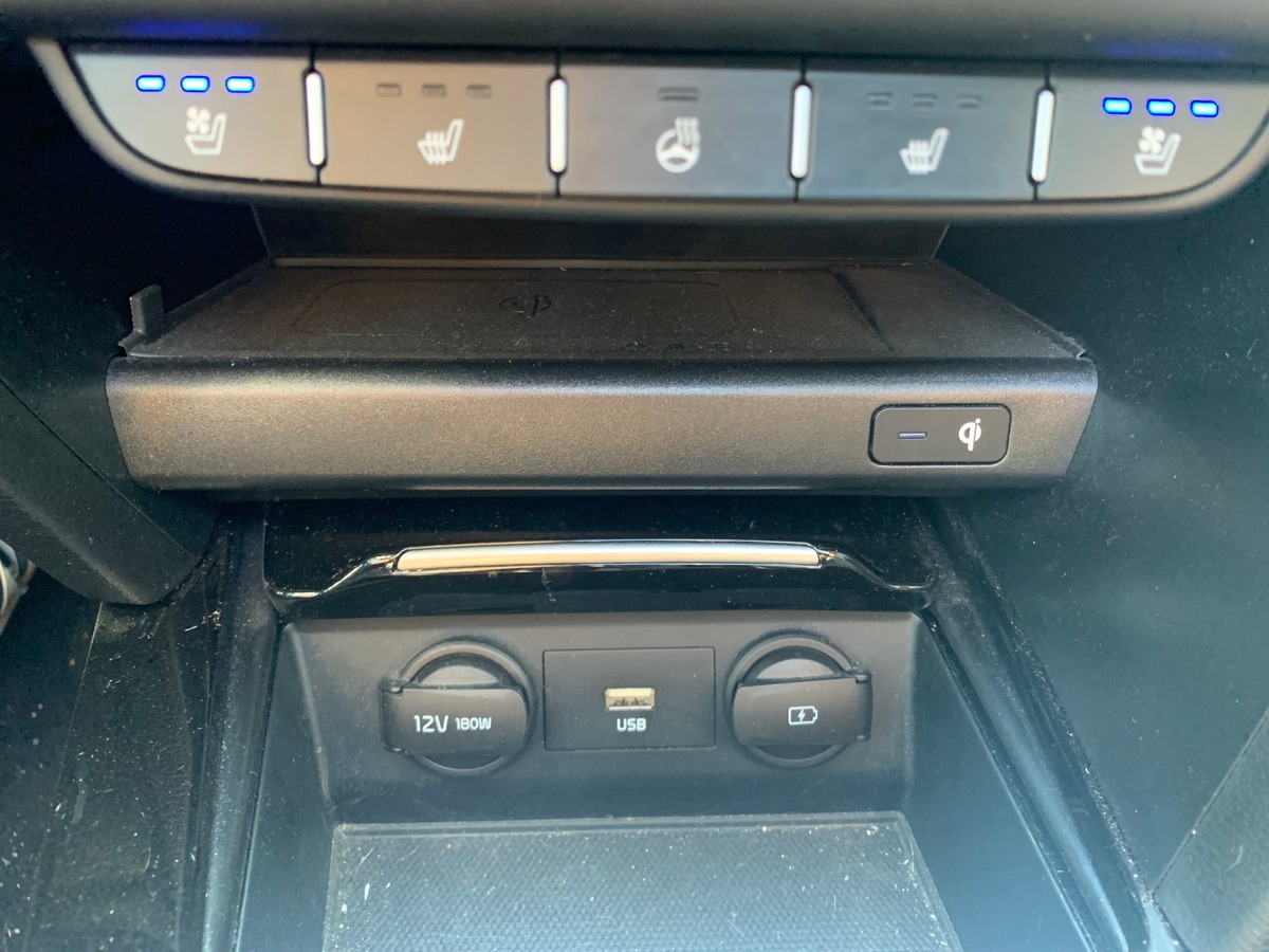 Kia XCeed 141 |Premium | Toit ouvrant | Siéges chauffants climatisés | Caméra recul | Apple car Play