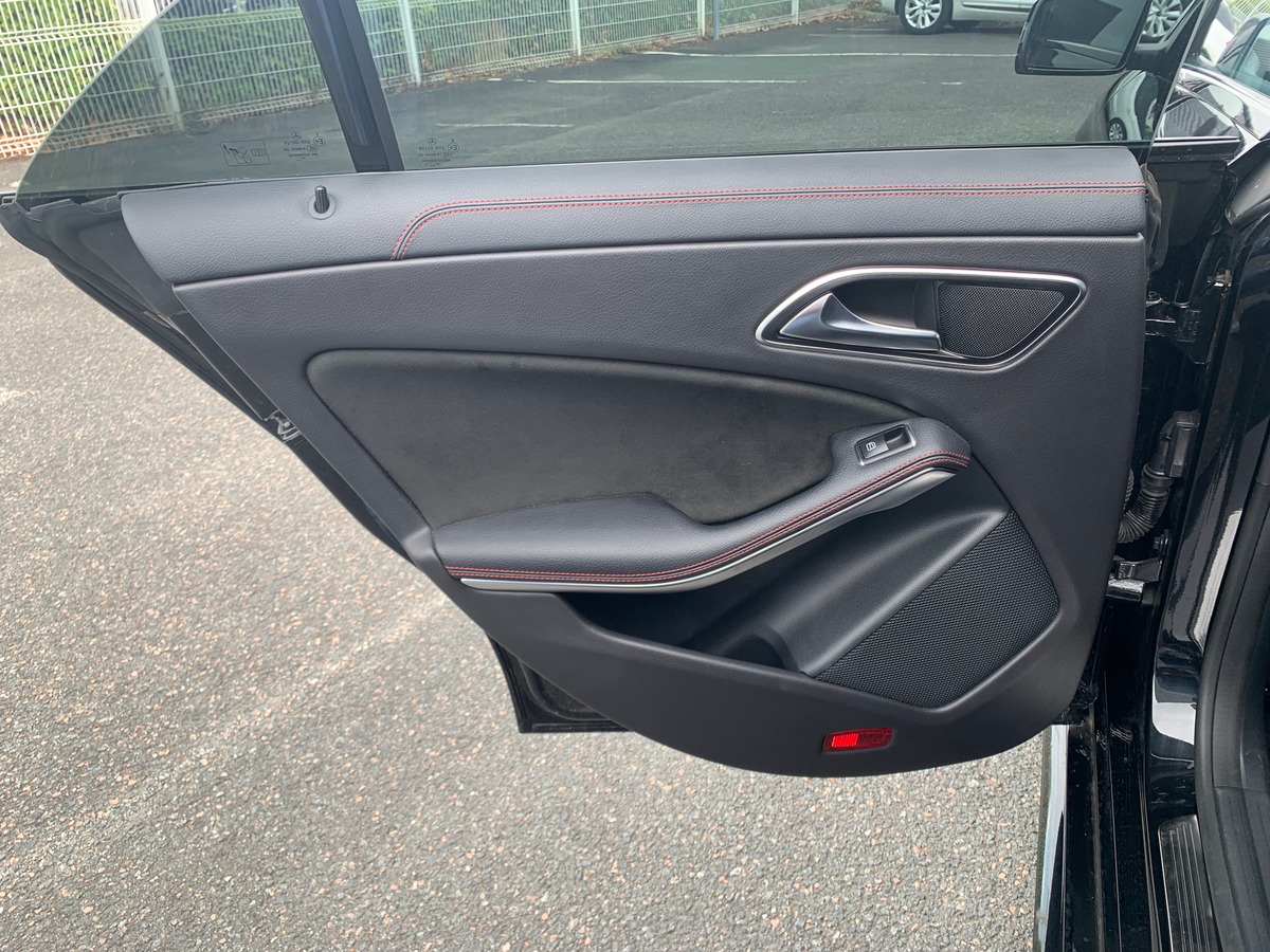 Mercedes-Benz CLA 380 ch | 45 | Toit ouvrant | Apple car play | Caméra recul | Régulateur de vitesse