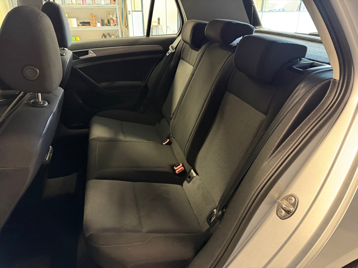 Volkswagen Golf 7 VII tdi 1.6 90ch Confortline