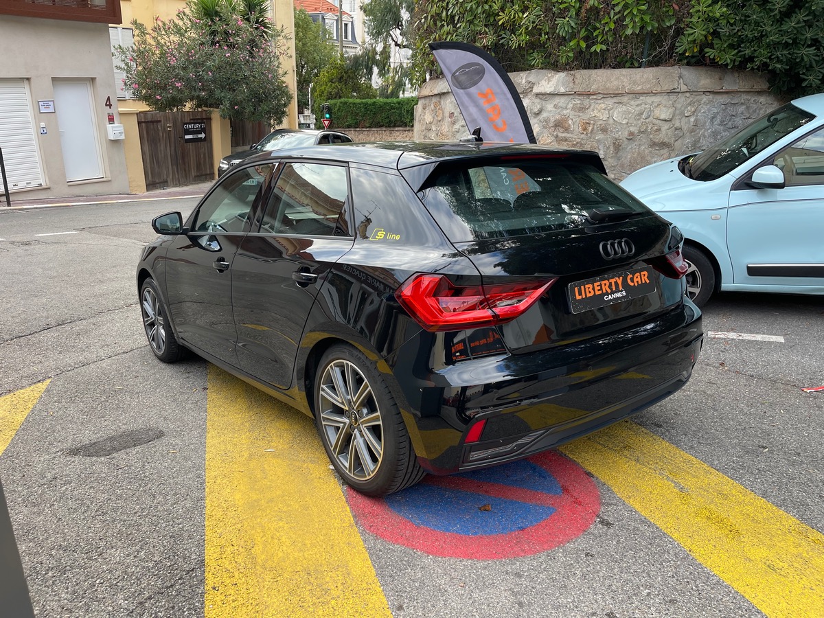 Audi A1 SportBack TFSI 95 CV / CarPlay / Jantes S Line / S-Tronic7 / Pack Black