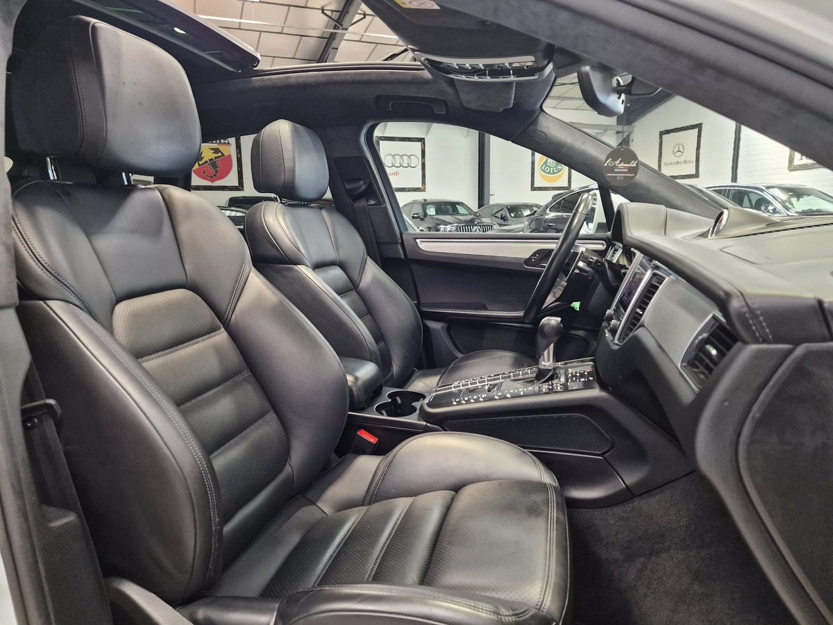 Porsche MACAN TURBO 400cv TOIT OUVRANT/ BOSE/ PDLS+ j