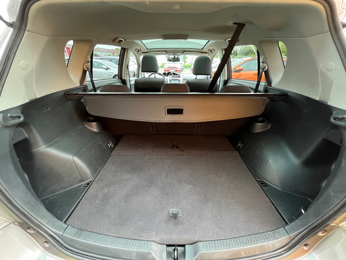 Toyota Verso Phase 2 1.6 D-4D 112 CH DYNAMIC 1° MAIN