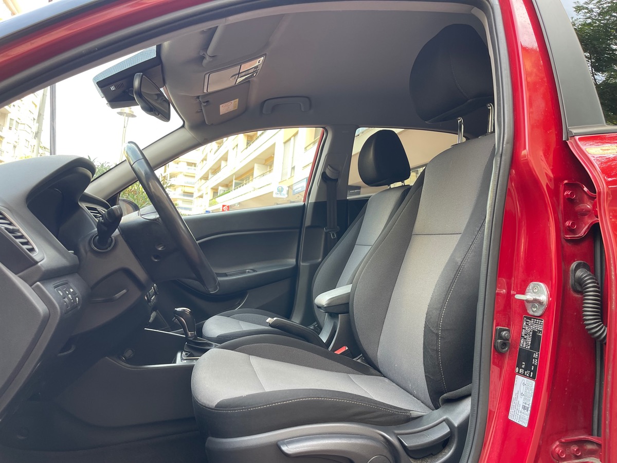 Hyundai i20 T-GDI 100 CV  Phase 2 / CarPlay / Caméra /Boîte auto / Jantes