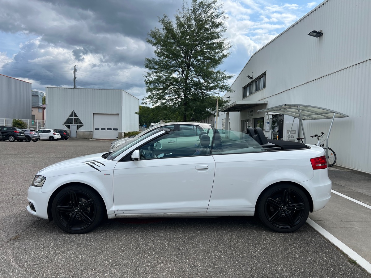 Audi A3 Cabriolet 1,6L TDI 105cv SLINE, SUIVI COMPLET, CARPLAY
