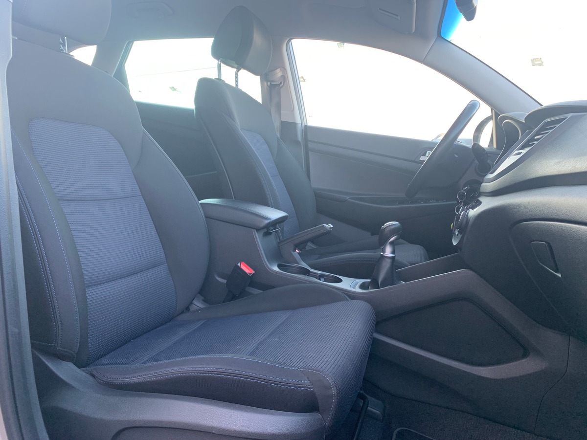 Hyundai Tucson 115 | Intuitive | 1.7 CRDI | 2WD | Régulateur vitesse | GPS | Attelage | Caméra recul