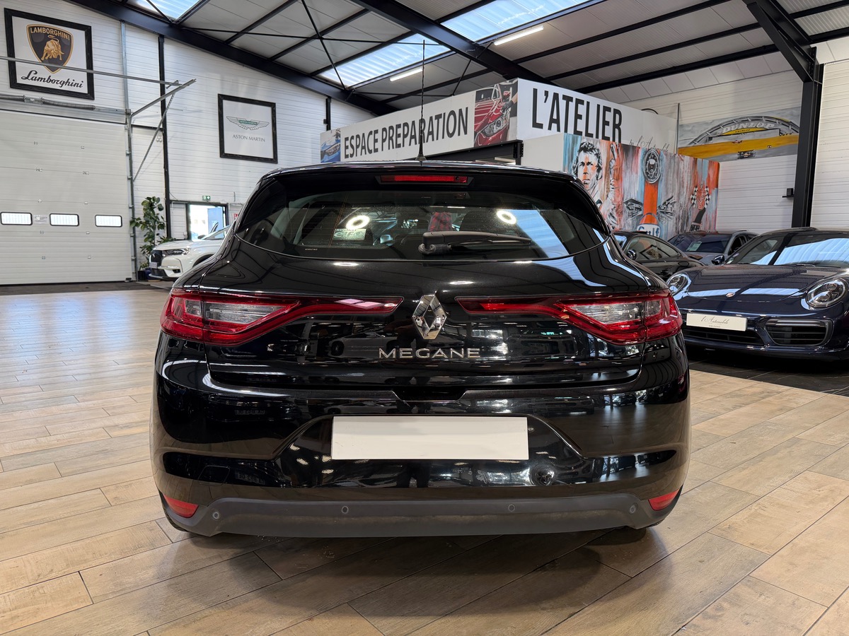 RENAULT Megane IV Blue DCI 115 cv EDC Business