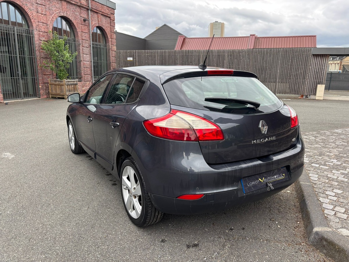 RENAULT Megane 3 1.5 DCI 110 BVA DYNAMIQUE - Révisée - Garantie