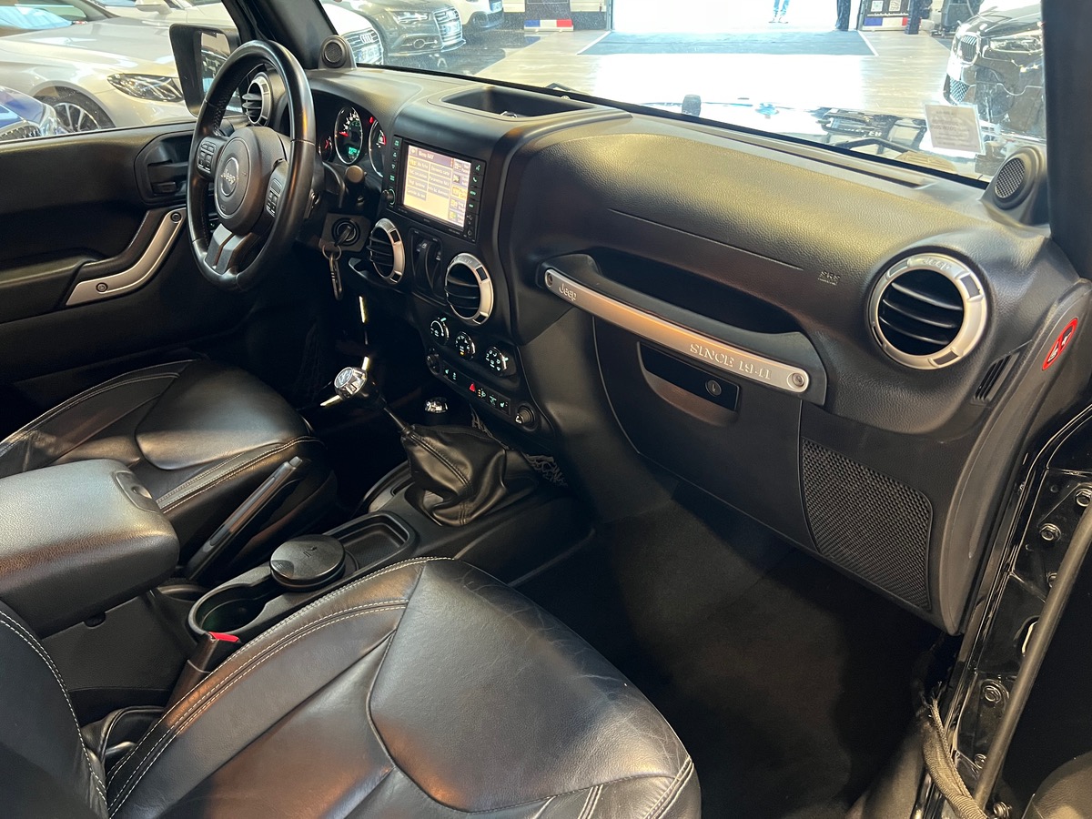 Jeep Wrangler JK 2.8 CRD 200 ch 4WD S&S SAHARA /Rugged Ridge/