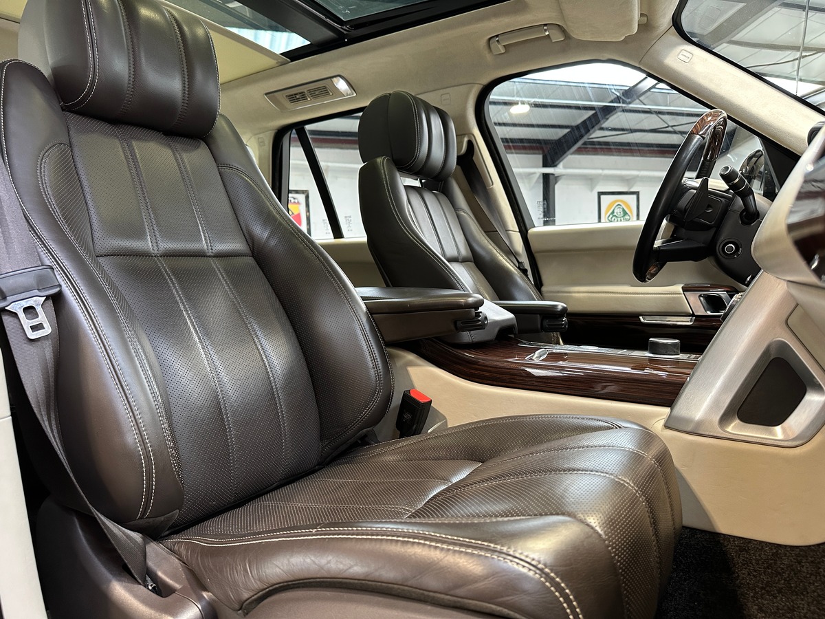 Land-Rover Range Rover Vogue IV 4.4 SDV8 339 cv Autobiography - Suivi Complet