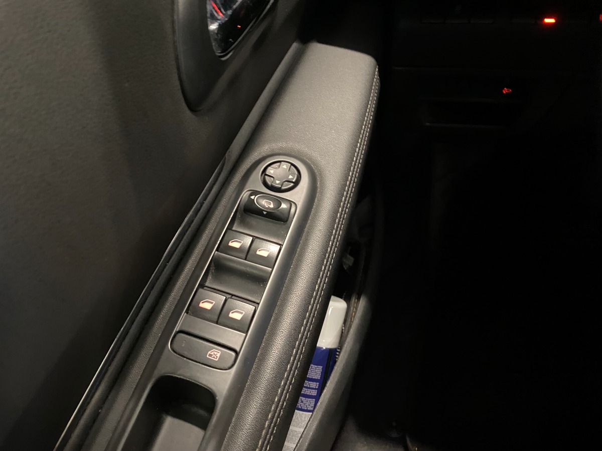 Peugeot 3008 1.6 BlueHDi 120ch EAT6 Allure