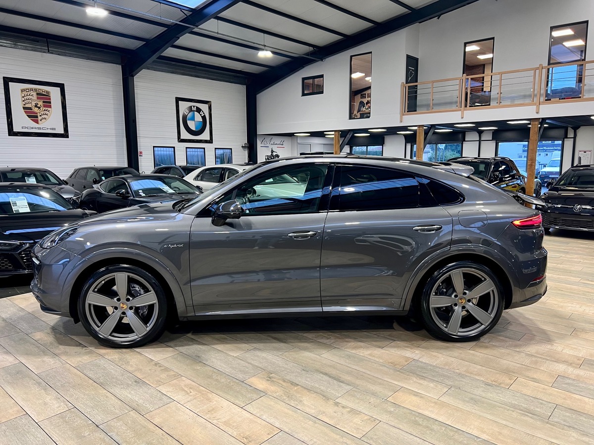 Porsche Cayenne Coupé III E-HYBRID 3.0 V6 462 PDK8 FR Carbone int/ext  - Burmester