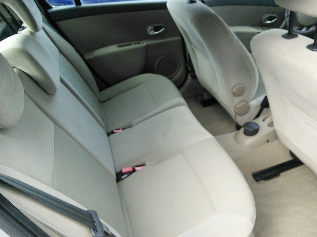 RENAULT Clio III 5 Portes 1.5 dCi 86 cv Privilege CLIM - distribution faite