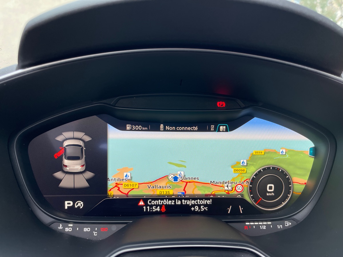 Audi TT Roadster 2.0 TFSI 230 CV / 1er Main / KM Réel / Jantes RS / S Line