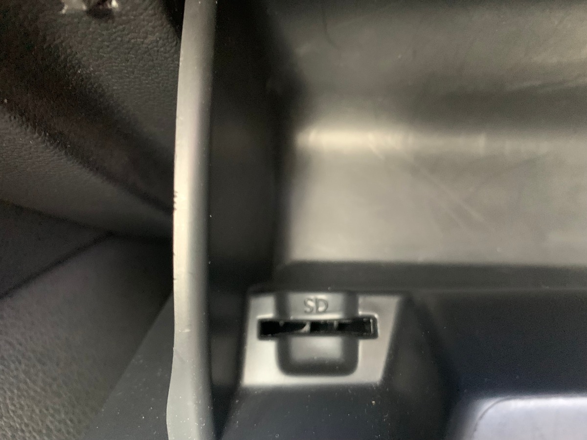 Volkswagen GOLF 7 105 ch | Confortline | Toit ouvrant | Régulateur de vitesse | Radar avant et arriére