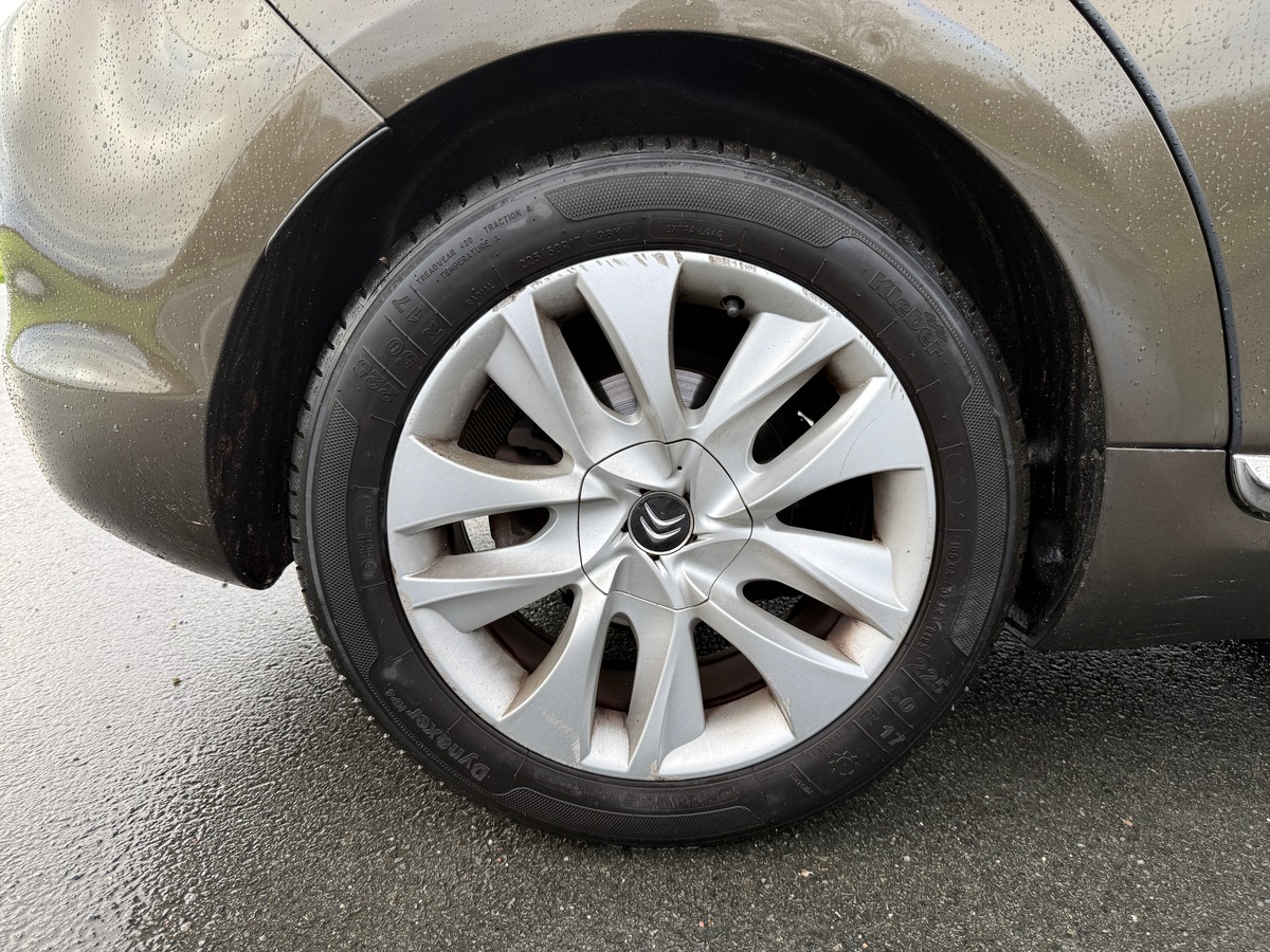 Citroën DS5 1.6 hdi 115 airdream BMP6 So Chic - Aucun frais à prévoir