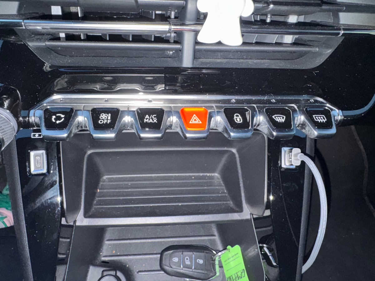 Peugeot 208 136 ch | Style | Démarrage sans clé | Régulateur de vitesse | Peugeot i-Cockpit