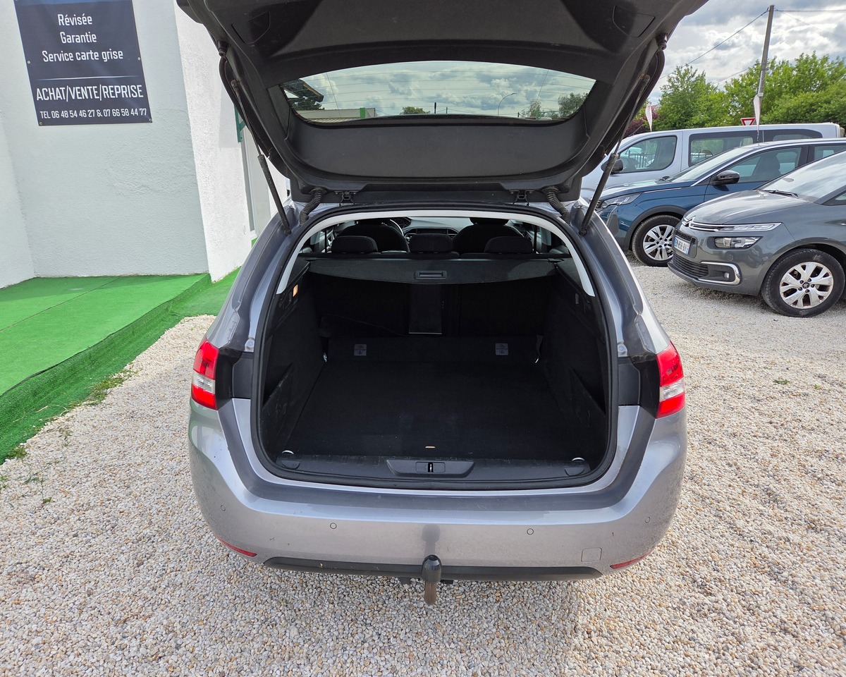 Peugeot 308 SW 1.5 BHDI 130 CV EAT8  ACTIVE BUSINESS /1* MAIN /TVA RECUPERABLE 8332.50 HT