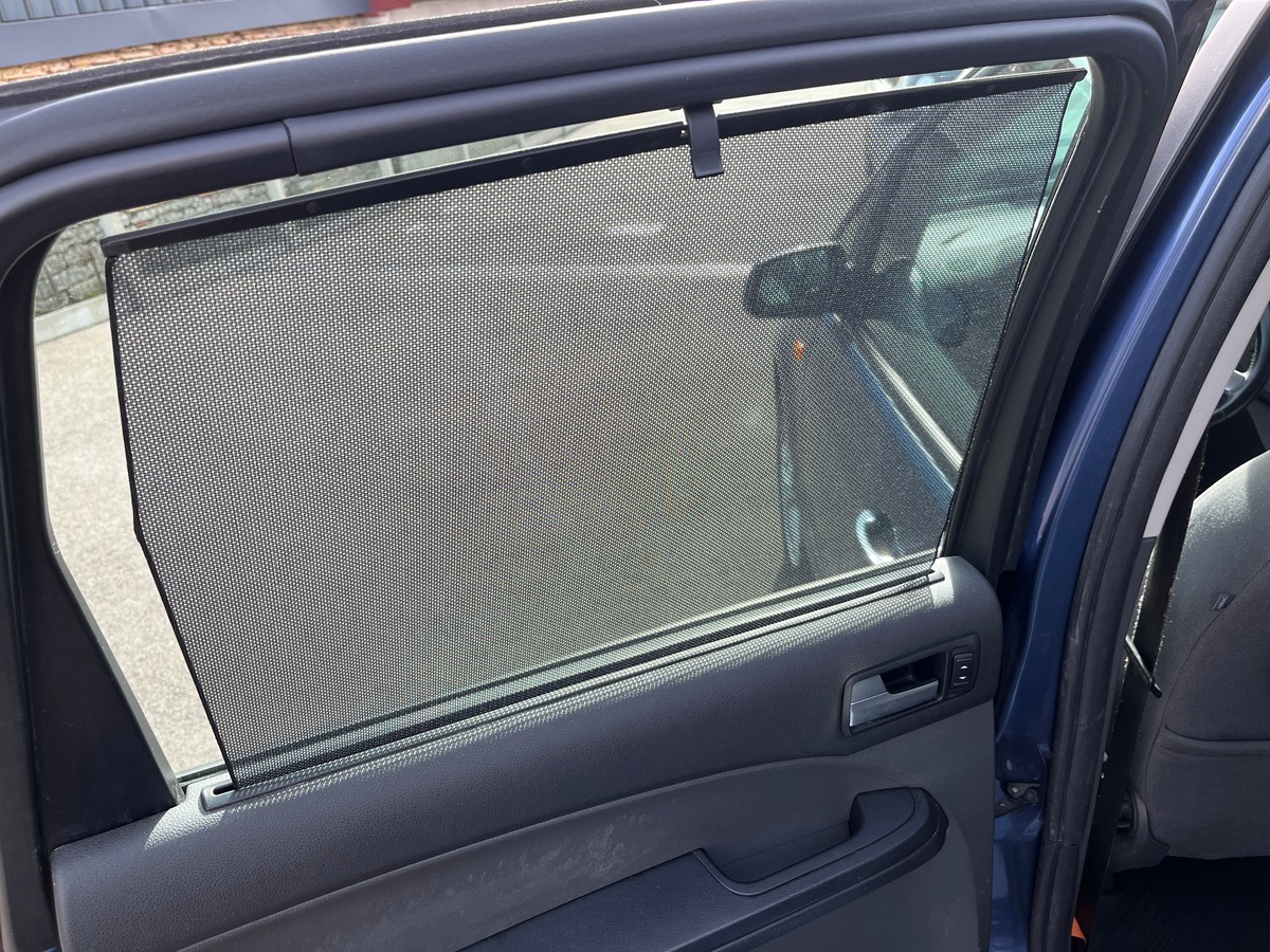 Ford Focus C-max 2.0 140ch, SIEGES CHAUFFANT, CLIM AUTO, REGULATEUR, FEUX AUTOMATIQUE