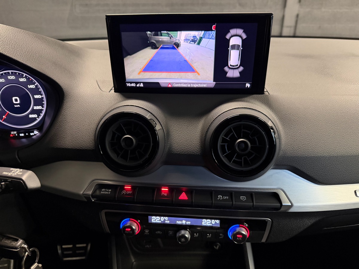 Audi Q2 35 tdi S Line Quattro Cock Pit / Caméra de Recul / Suivi Audi