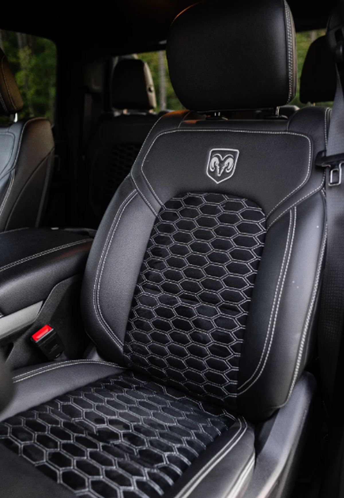 Dodge 1500 RAM SPORT