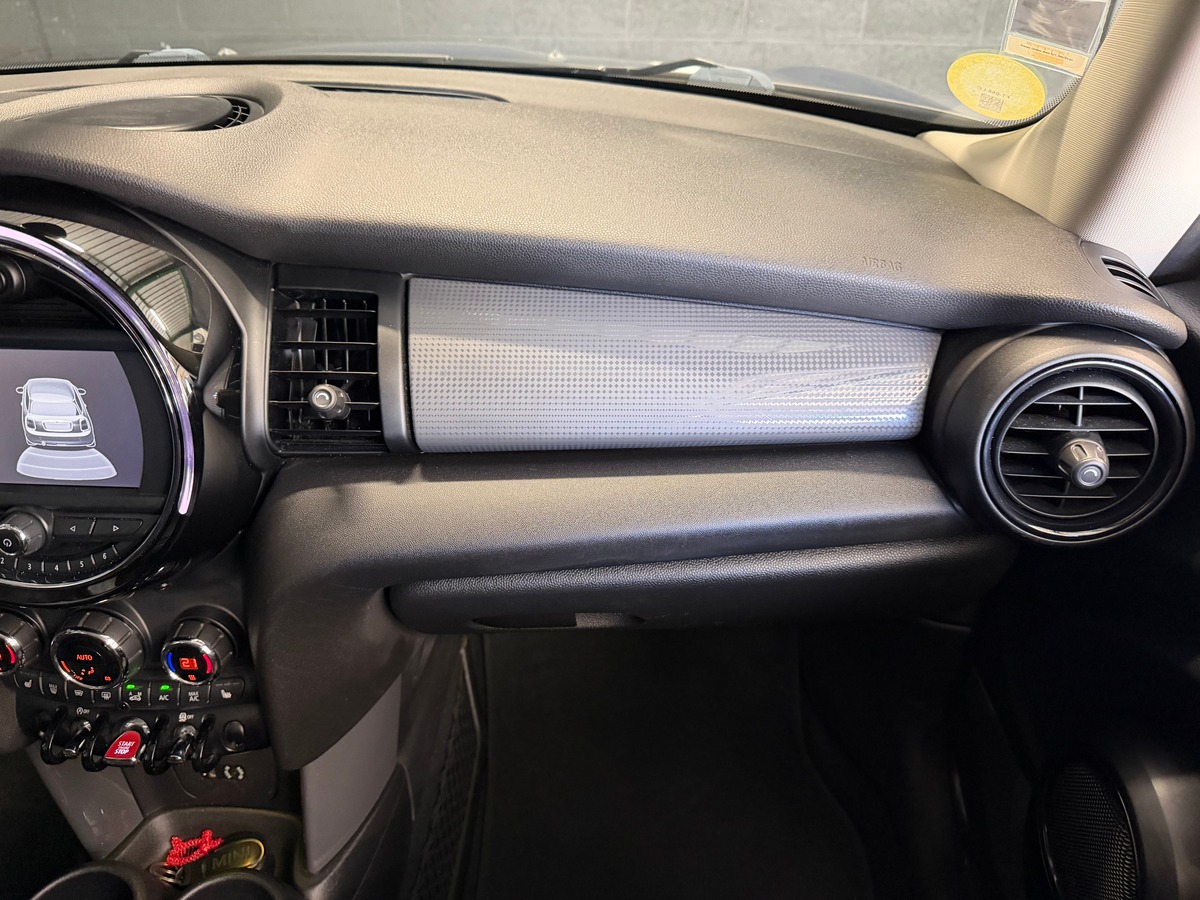 Mini Mini Cooper d 116CH Pack Chili