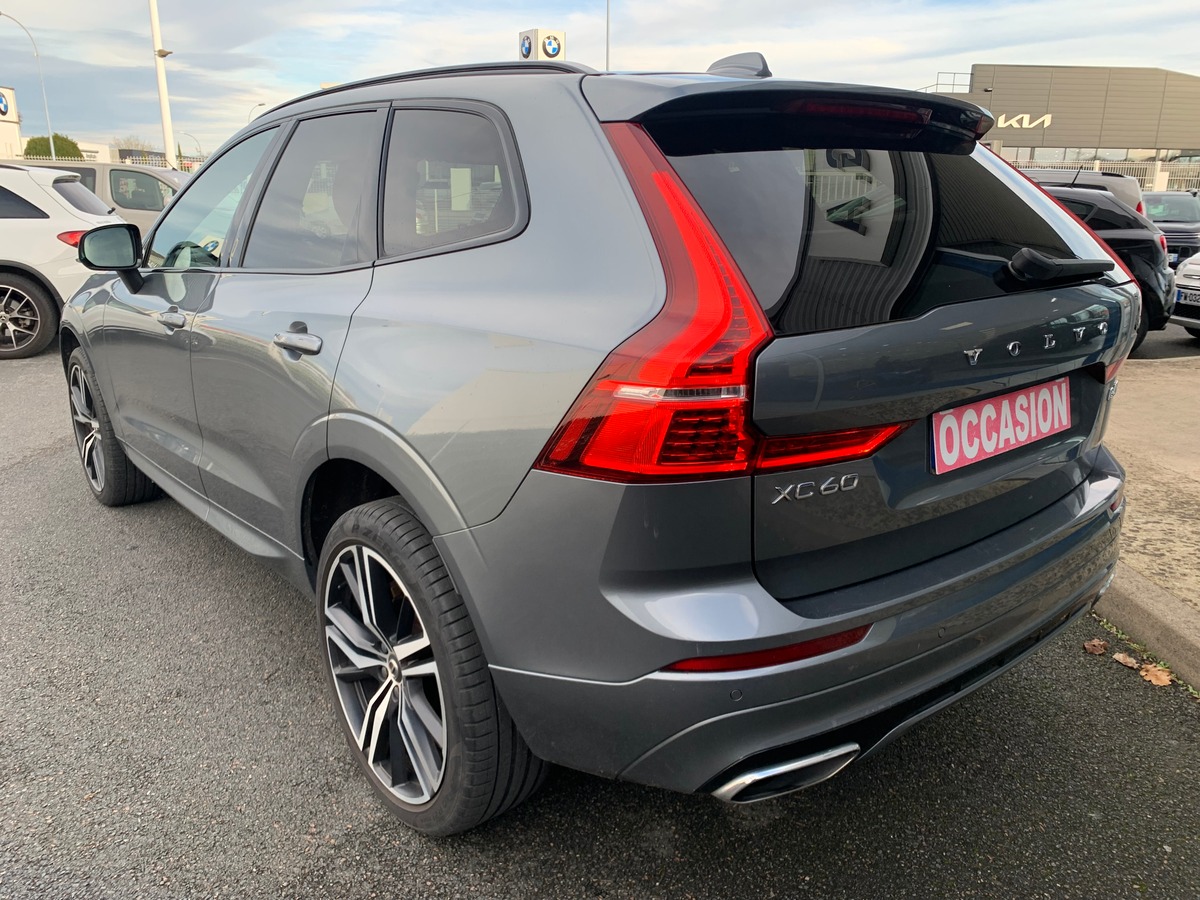 Volvo XC60 197 ch | R-design | Châssis Sport | Jantes Alu 21'' | Sièges Sport | Coffre électrique