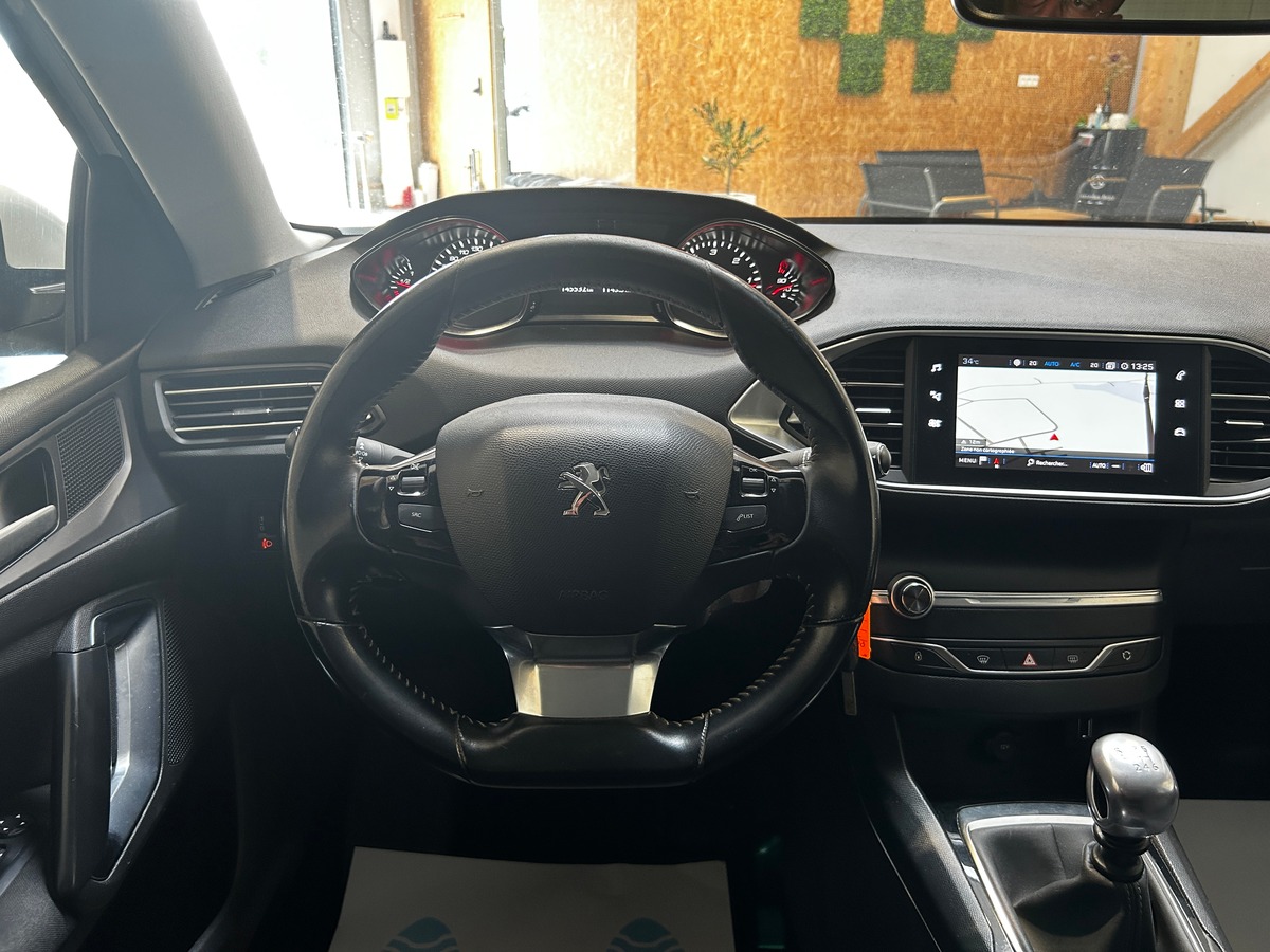 Peugeot 308 SW Phase II 1.5 BlueHDi 100 cv / DISTRIBUTION ET VIDANGE OK / GARANTIE
