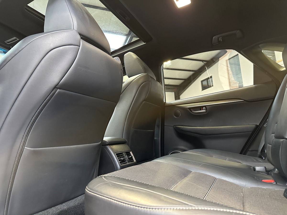 Lexus NX 300h 2.5 197 cv F SPORT Hybrid 4WD E-CVT 155 ch