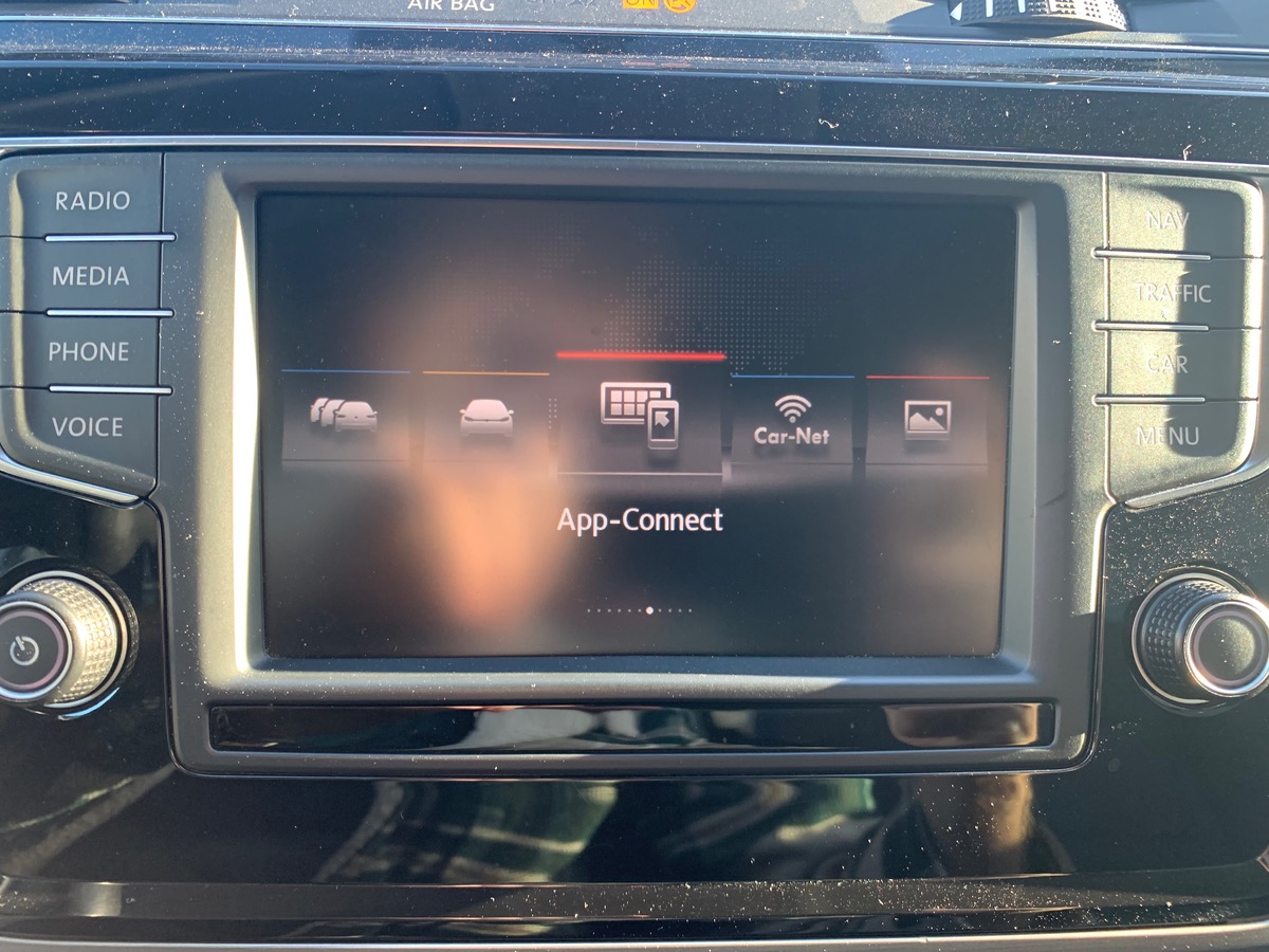 Volkswagen Touran 110 ch | 7 Places | Attelage | GPS | Radar de Stationnement Avant et Arriére