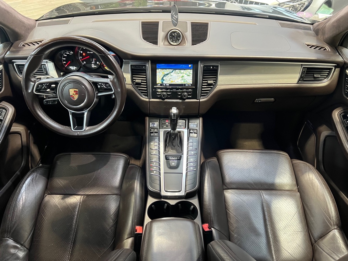 Porsche Macan TURBO 3.6 V6 PDK 400CV TO / BURMESTER / PACK CHRONO / SUIVIT COMPLET A