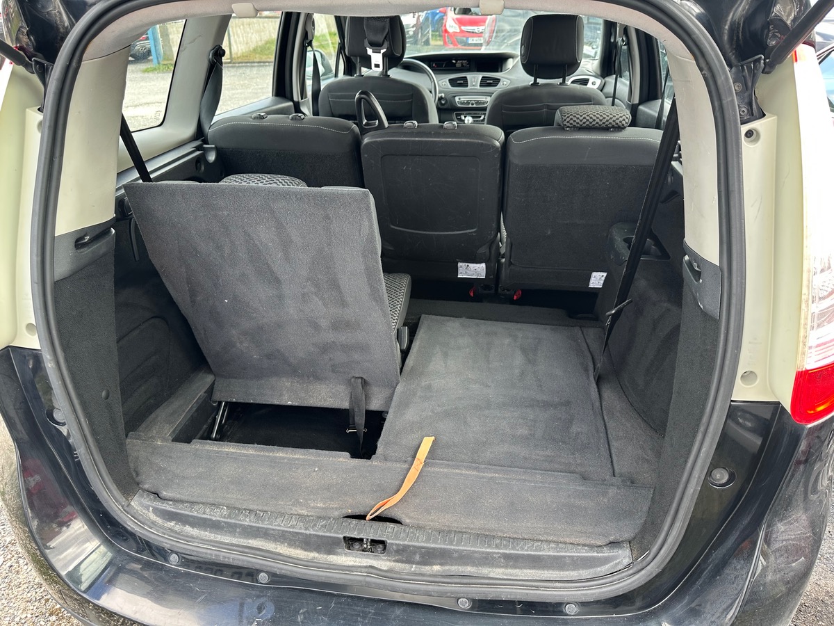 RENAULT Grand Scenic 1.5 dci 110cv 7 places 4990eu