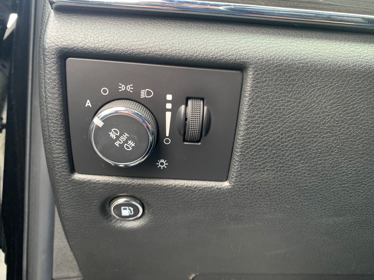 Jeep Grand Cherokee 250 ch | Overland | Toit ouvrant panoramique | Caméra de recul | Attelage