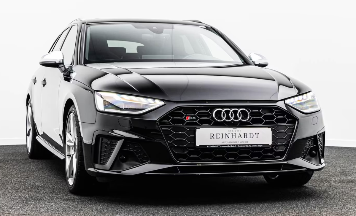 Audi S4 Avant V 3.0 TDI 341ch quattro tiptronic 8 Bang&Olufsen Toit ouvrant Attelage Feux matrix