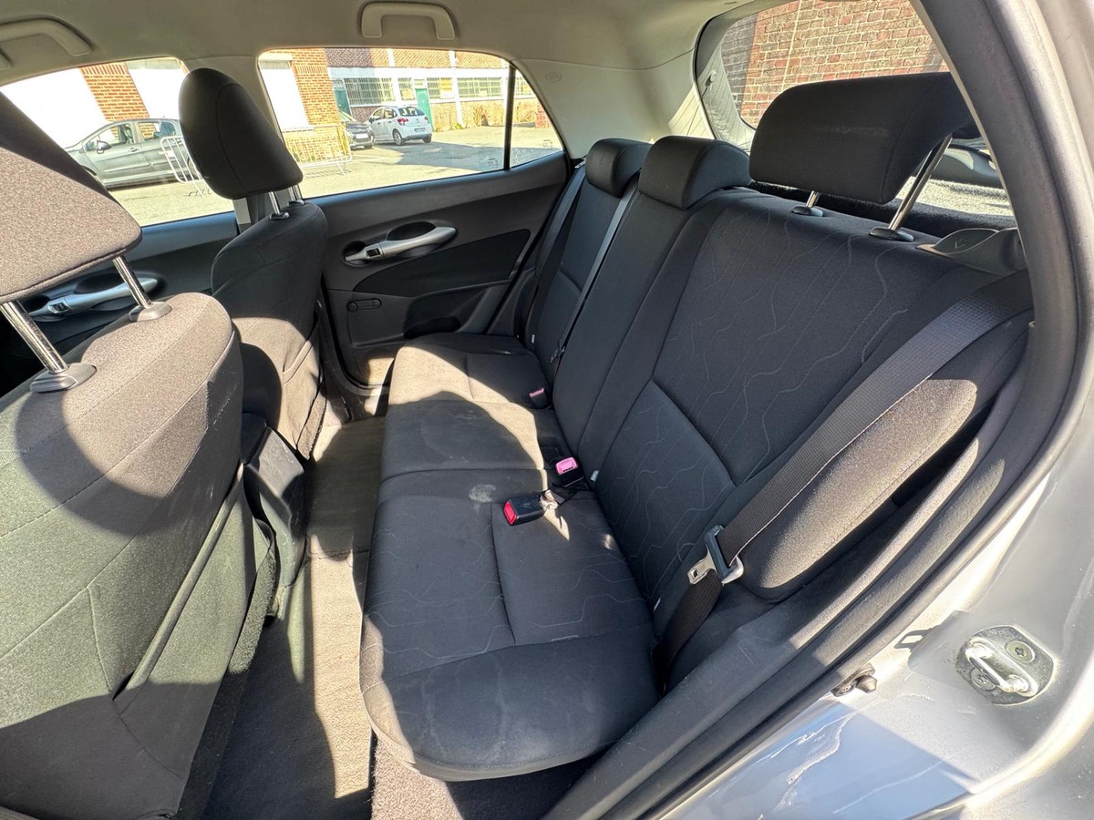 Toyota Auris 1.3 100cv Active - Garantie
