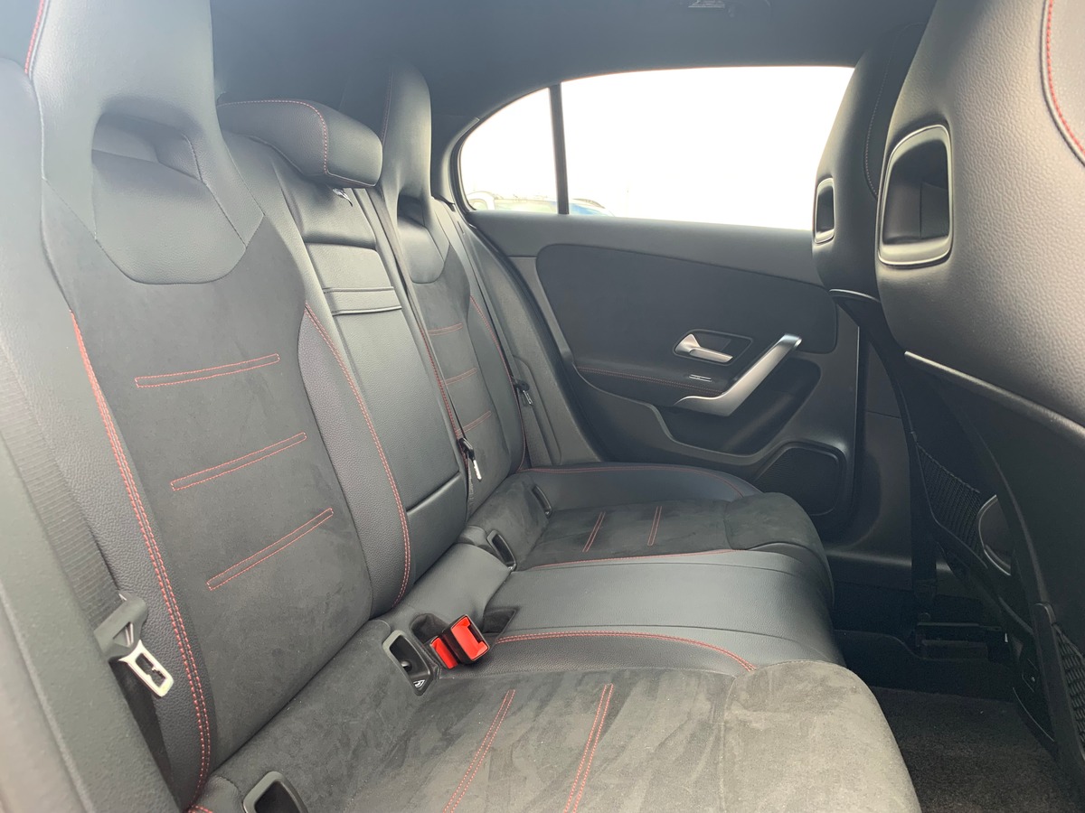 Mercedes-Benz Classe A 150 ch | Amg Line | Eclairage d'ambiance | Siéges chauffants | Caméra recul