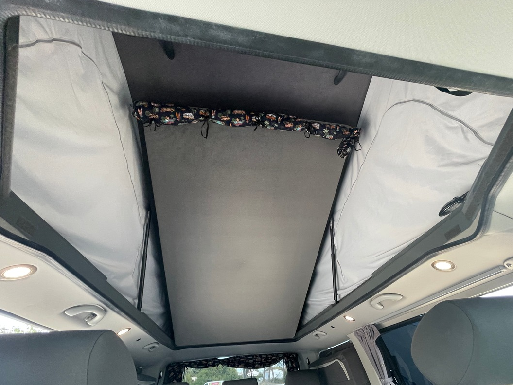 Volkswagen Multivan Multivan STARLINE 2.0 TDI 140 Court 7 places avec équipement caravaning