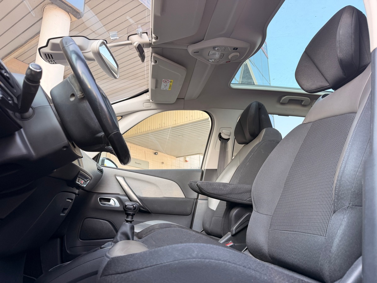 Citroën C4 SpaceTourer Shine II 1.6 BlueHDi 120 cv - Toit panoramique