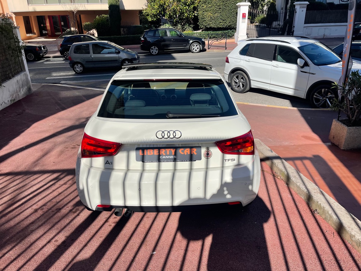 Audi A1 1.4 tfsi 122CV TOIT OUVRANT