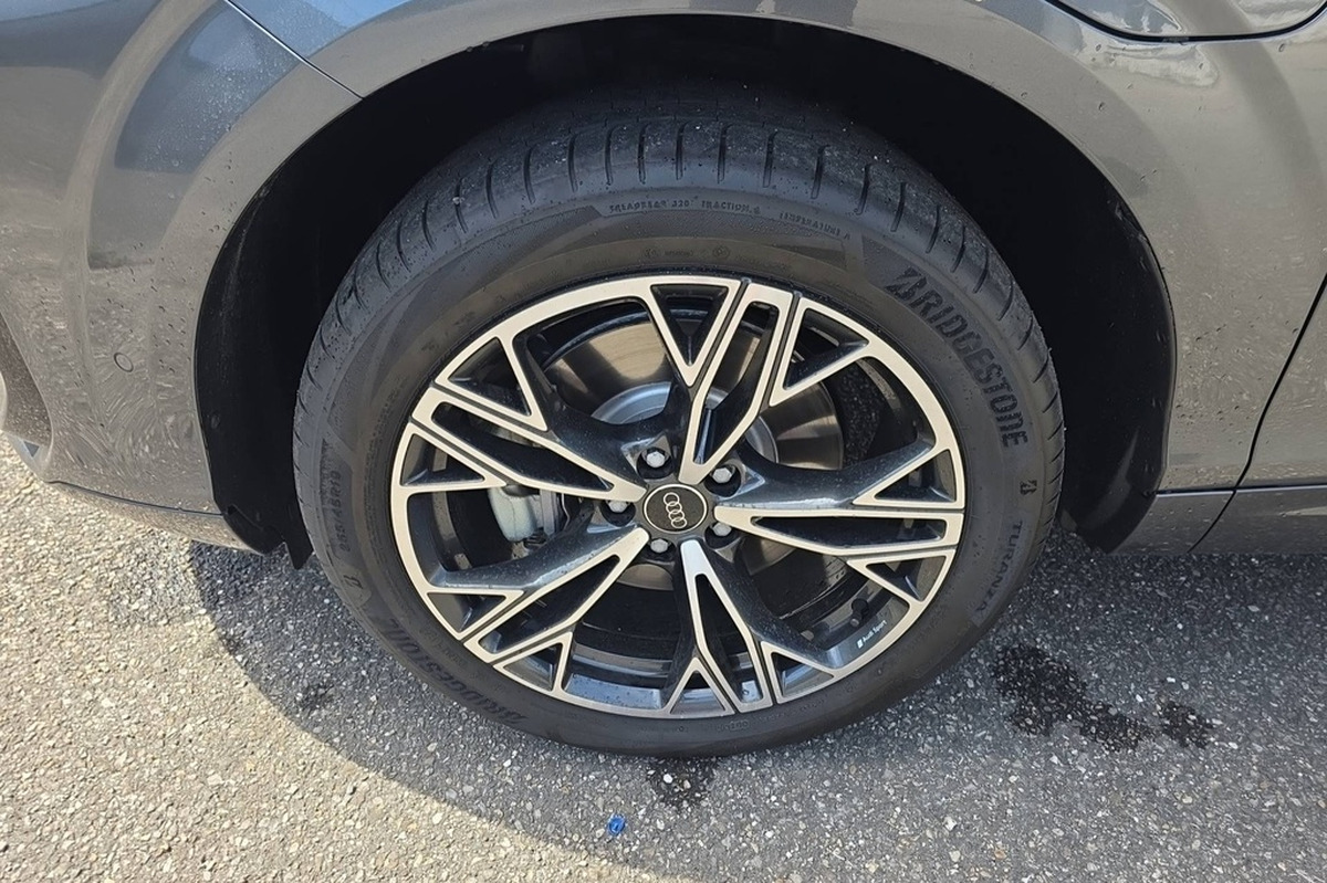 Audi Q3 Sportback E-HYBRID 272 CH S TRONIC 6 S LINE | PLUSIEURS COLORIS | Jantes Audi Sport