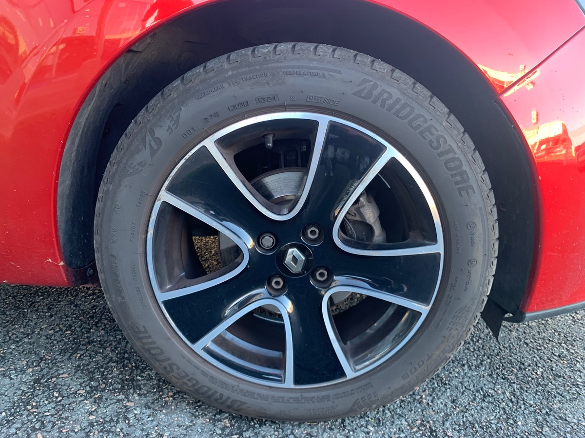 RENAULT Clio IV 90 ch | GPS | Régulateur de vitesse | Climatisation | Bluetooth | Démarrage sans clé