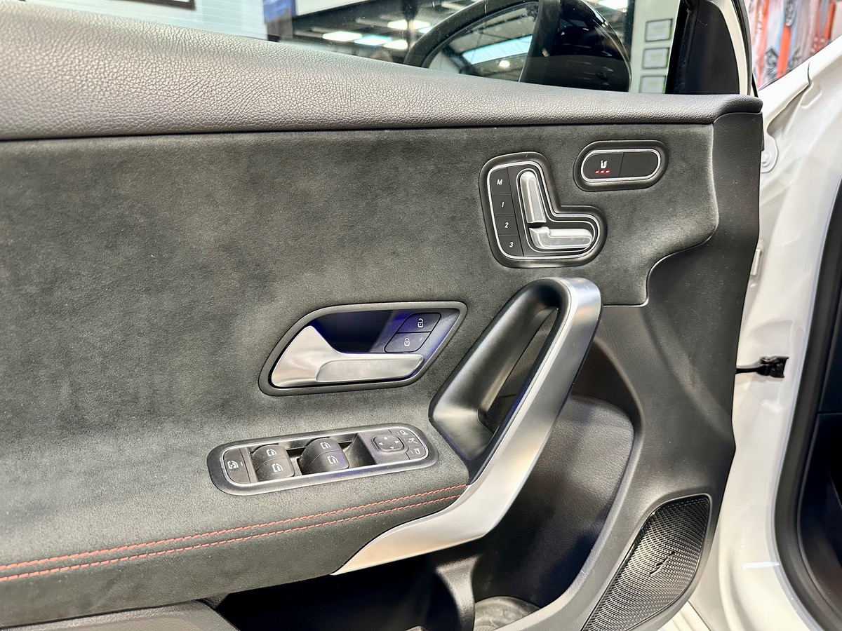 Mercedes Benz Classe A IV 200 D AMG Line 8G-DCT Options+++ a