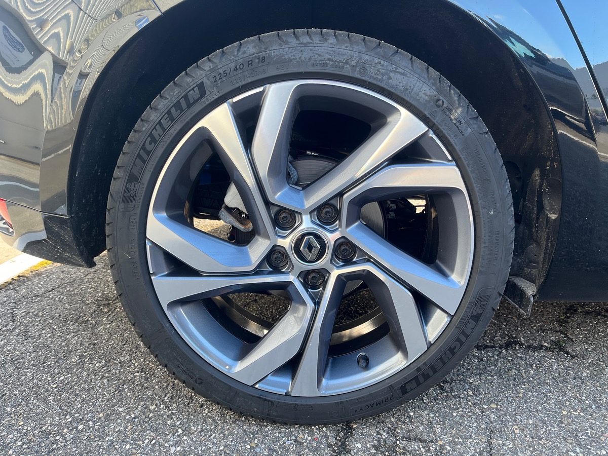 RENAULT Megane IV 1.5 BlueDCI 115ch RS Line EDC, Affichage tête haute, Régulateur adaptatif