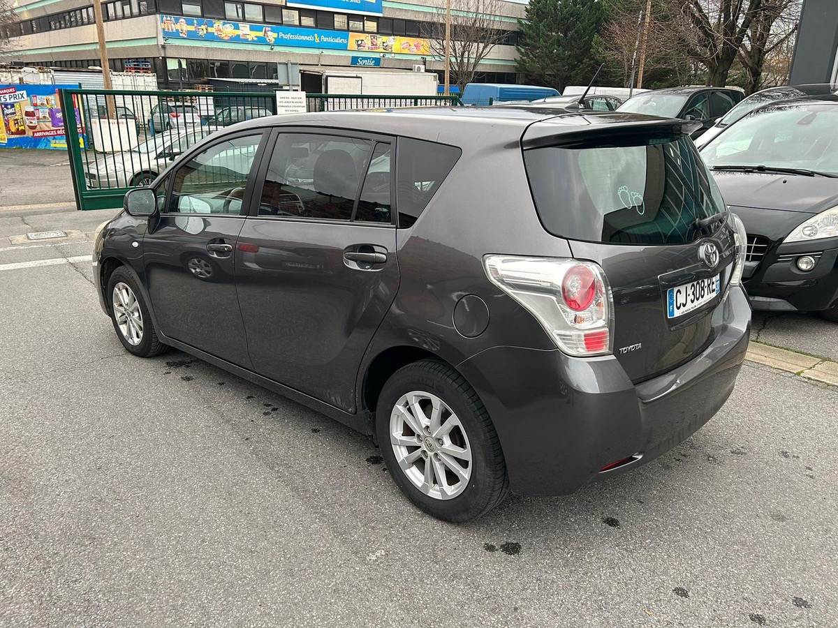 Toyota Verso 2.0 D-4D 126 CV 7 place 4XCBL