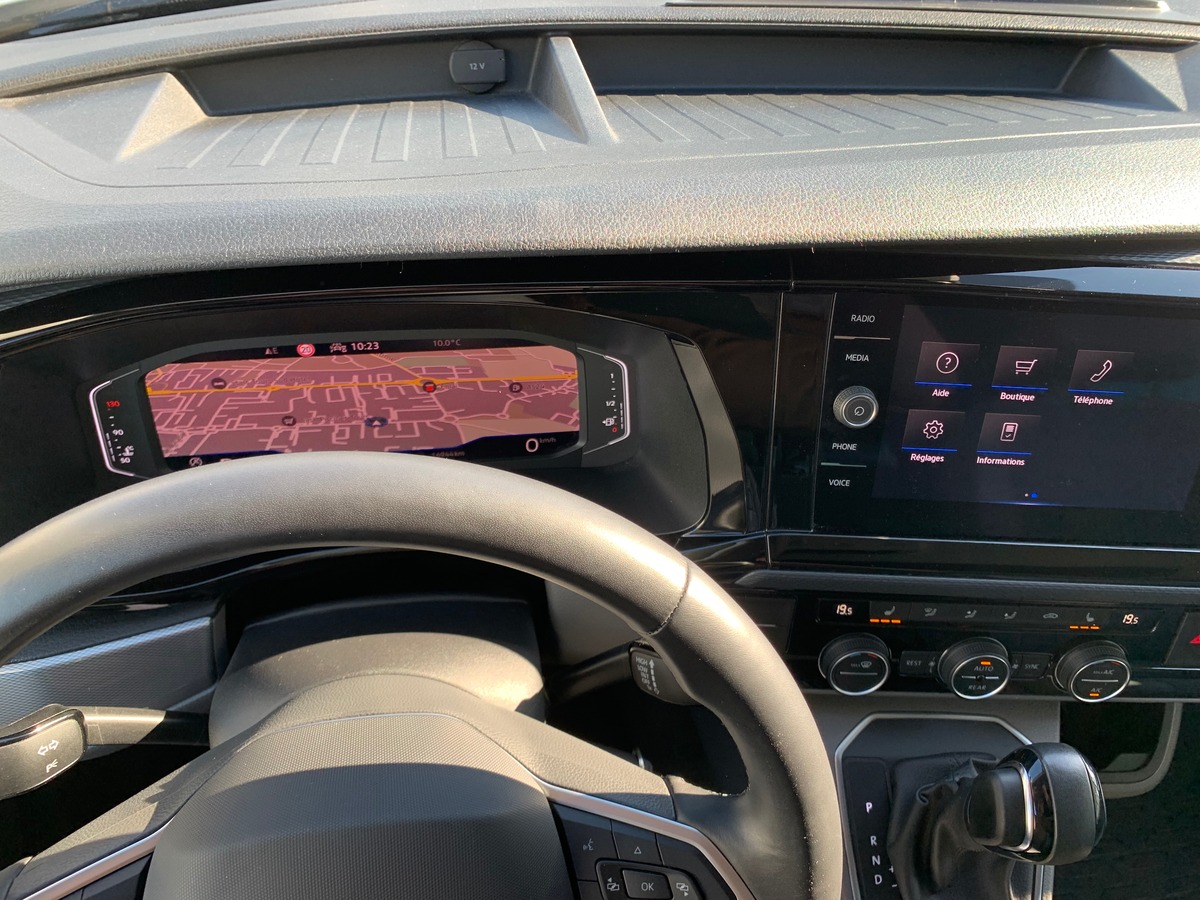 Volkswagen California 150 chevaux | Océan | Caméra de recul | Attelage amovible | Apple car play